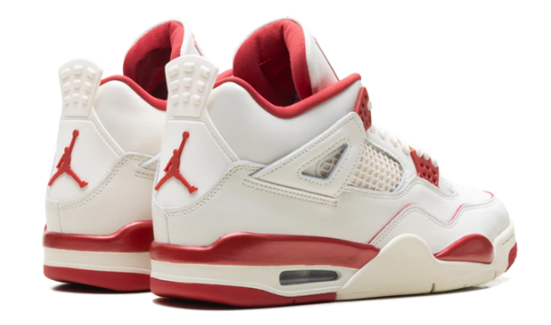 Air Jordan 4 'Valentine's Day 2026' Women's Sneaker – HV0823-108