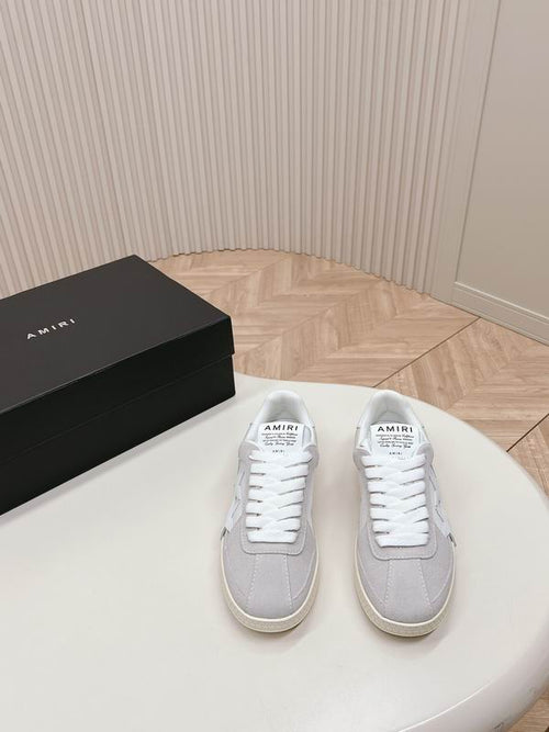 Amiri Stars Court Low – Grey/White