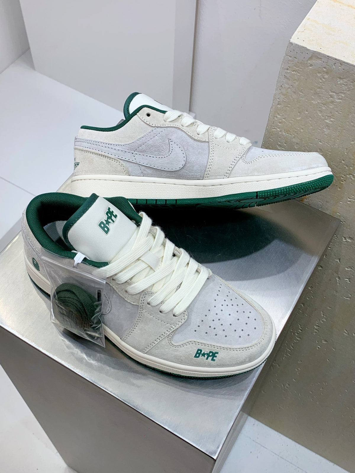 BAPE × Nike Air Jordan 1 Low 'White/Green' — EU 36–45